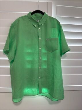 Lacoste Men’s Short-Sleeve Linen Button-Down Shirt in Green